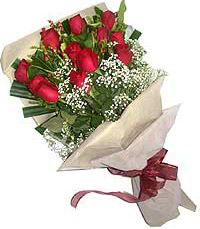 11 adet kırmızı güllerden özel buket  Adana çiçek siparişi internetten çiçek siparişi 